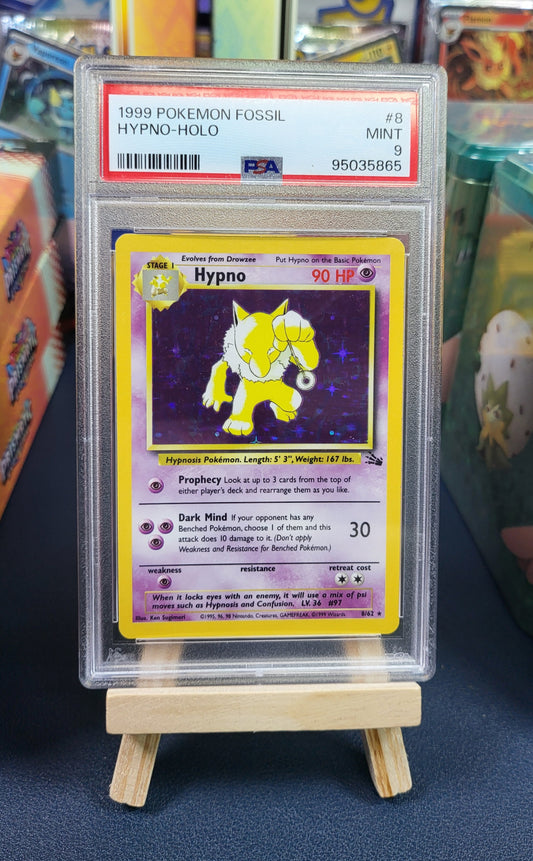1999 Pokemon Hypno Fossil #8 PSA 9