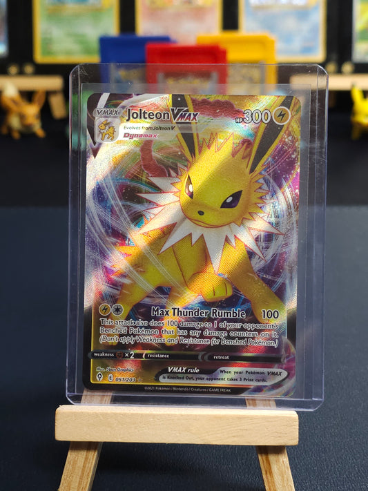 Jolteon VMAX 051 – Evolving Skies